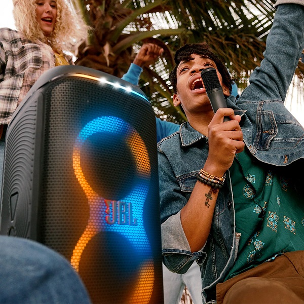 Những Sai Lầm Khi Vệ Sinh Loa JBL PartyBox Club 120