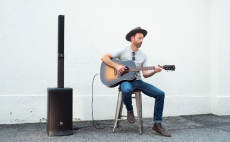 JBL Eon One MK2: Lựa Chọn Tốt Nhất Cho Sự Kiện Ngoài Trời?